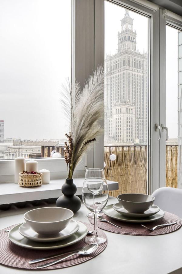 Apartments Centre By Arrenda Warsaw Exterior photo